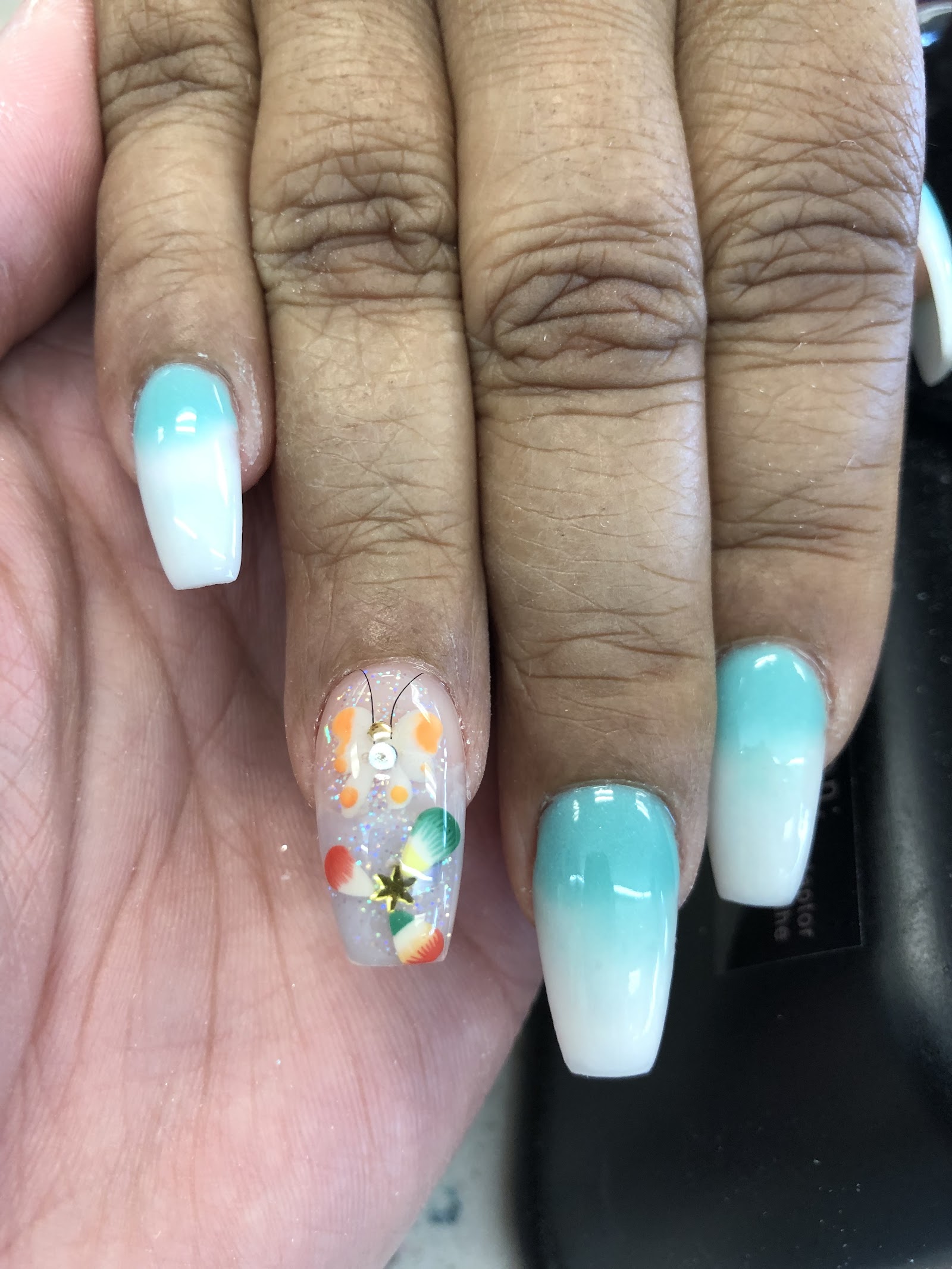 Happy Nails nail photo 2
